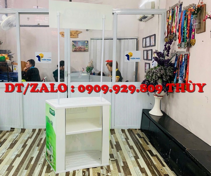 booth nhựa có in logo gấp gọn