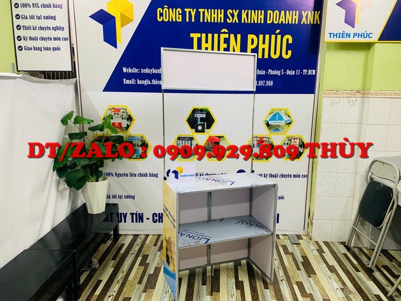 booth sắt bán hàng siêu thị