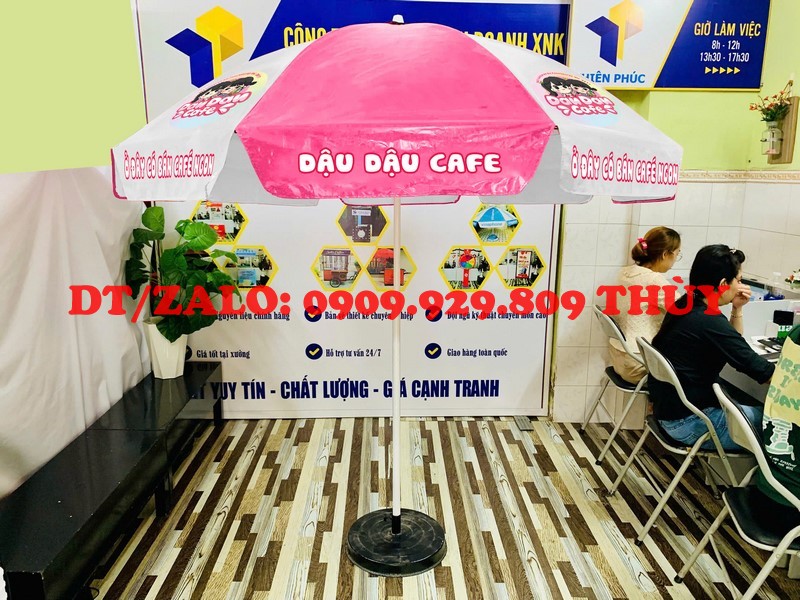 dù che quán cà phê giá rẻ
