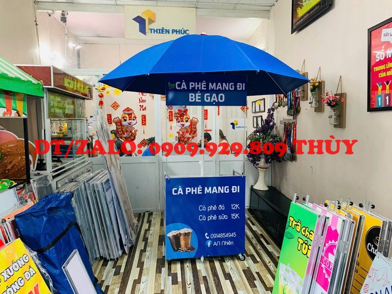 dù che xe đẩy bán hàng rong có sẵn