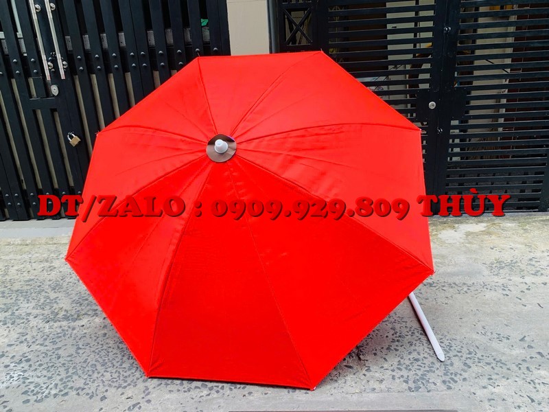 Dù che xe đẩy bán hàng vỉa hè giá rẻ