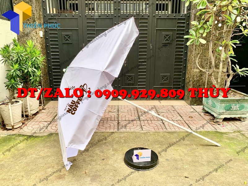 dù gấp gọn che xe cafe
