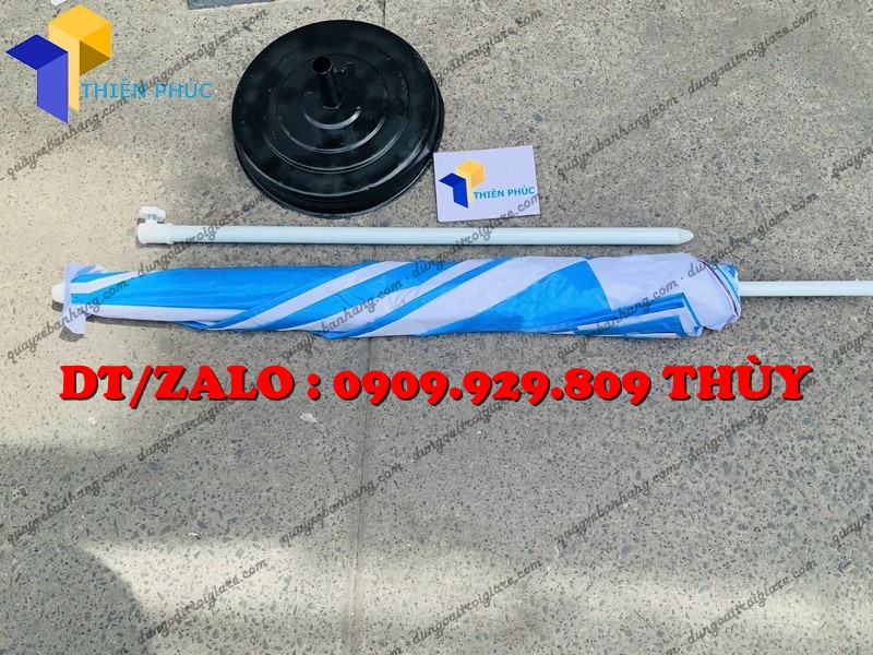 in ô dù che nắng cửa hàng