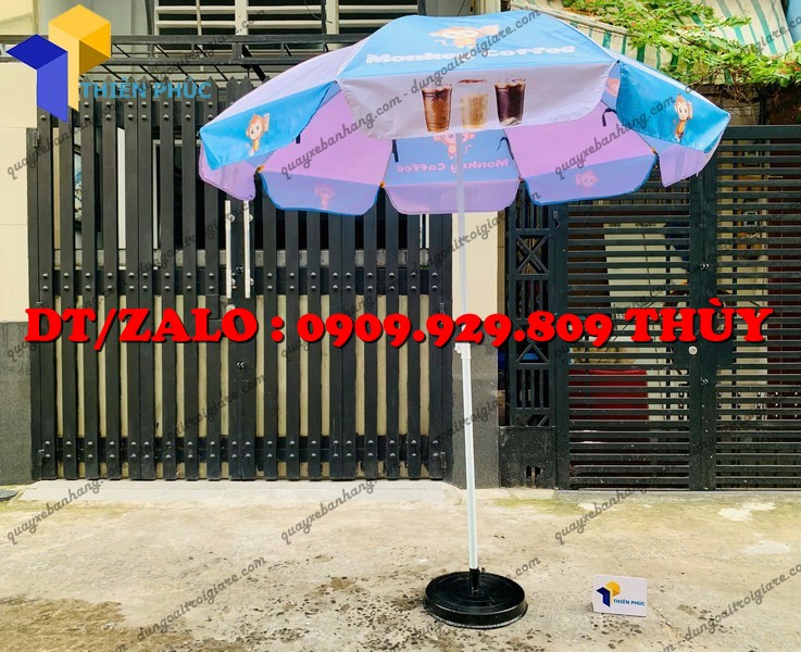 ô dù che mưa ngoài trời