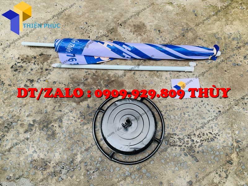 ô dù che quán ăn in logo gấp gọn