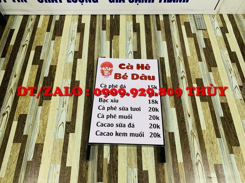 standee chữ a mini