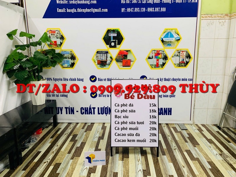 standee sắt chữ a chống gió xếp gọn