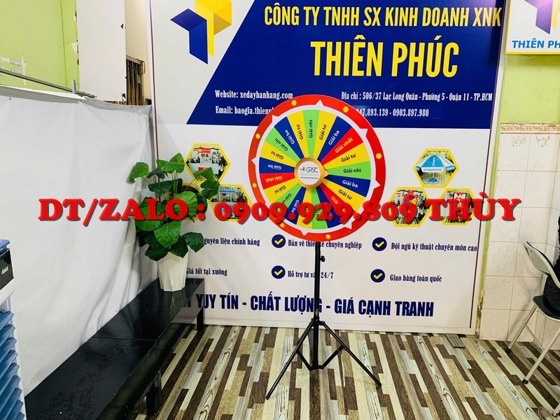 vòng xoay may mắn quảng cáo sự kiện
